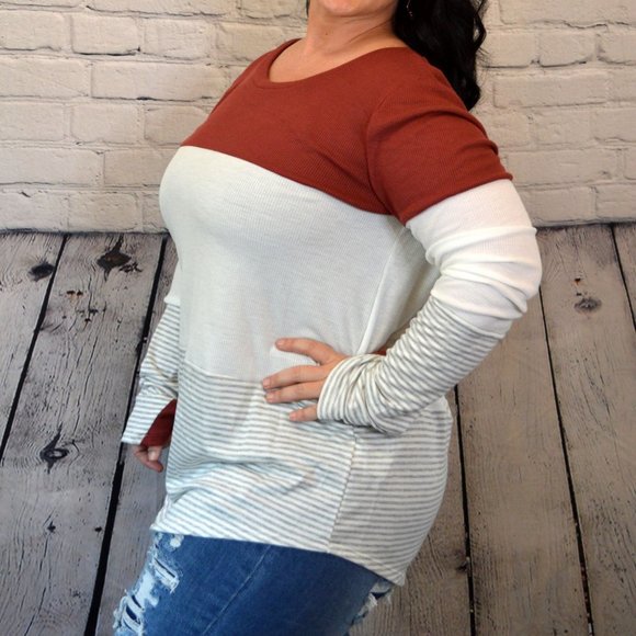 Tops - Color Block Long Sleeve Thumbhole Top Plus